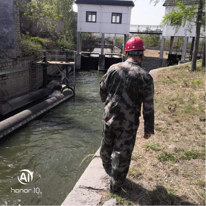 凝心聚力战疫情 迎难而上保供水562_副本.png